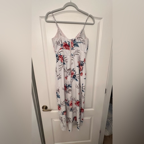 Guess Floral Jumpsuit - Picture 3 of 4